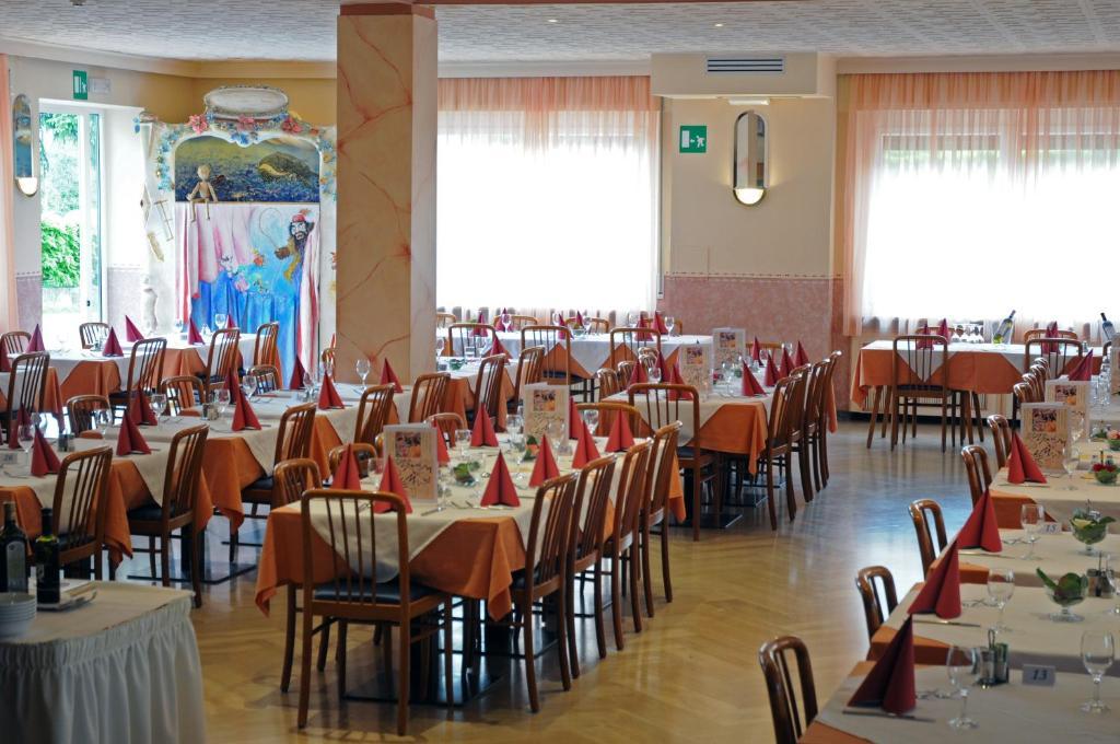 Albergo Alla Torre Siegler Im Thurm Merano Exterior foto