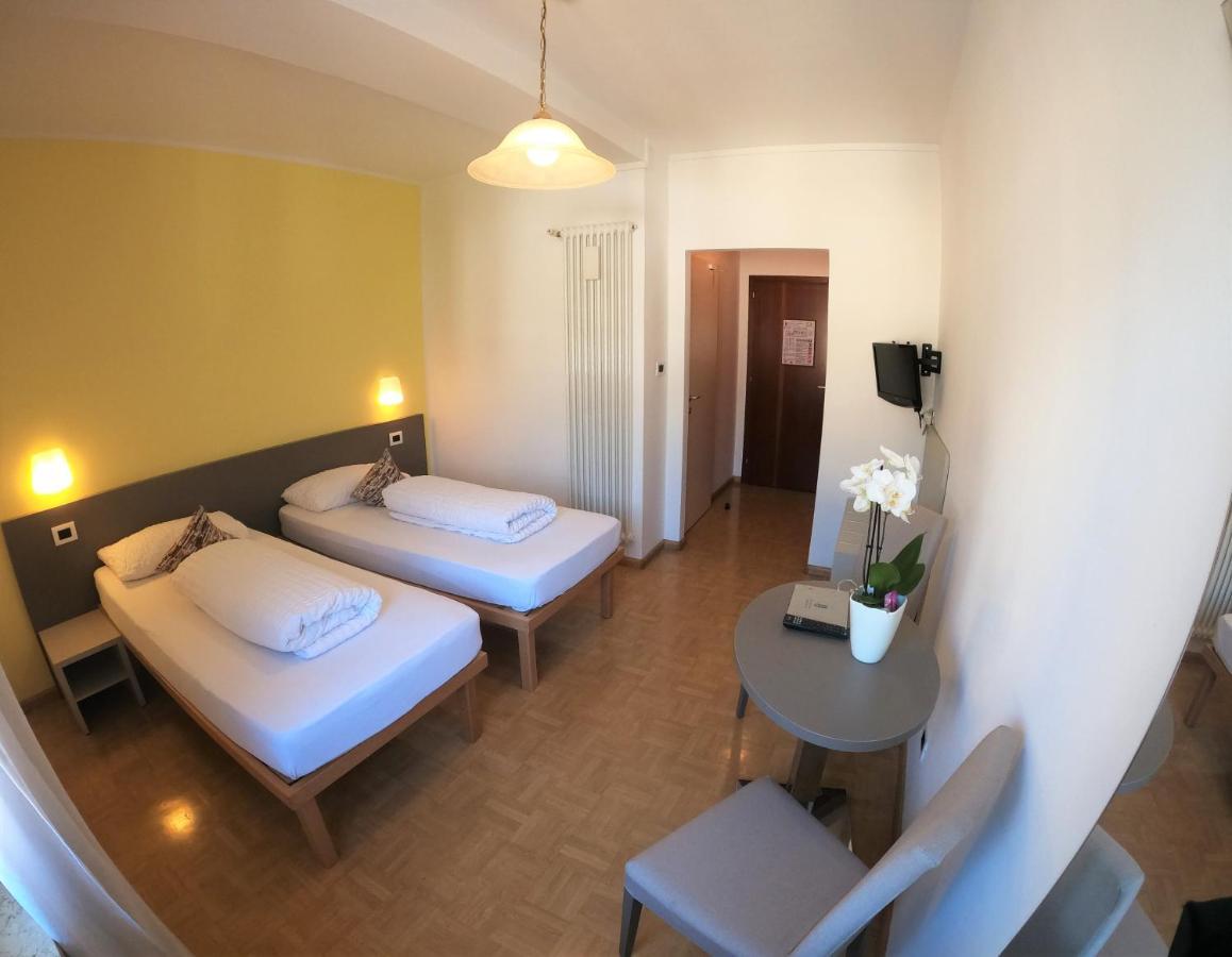 Albergo Alla Torre Siegler Im Thurm Merano Exterior foto