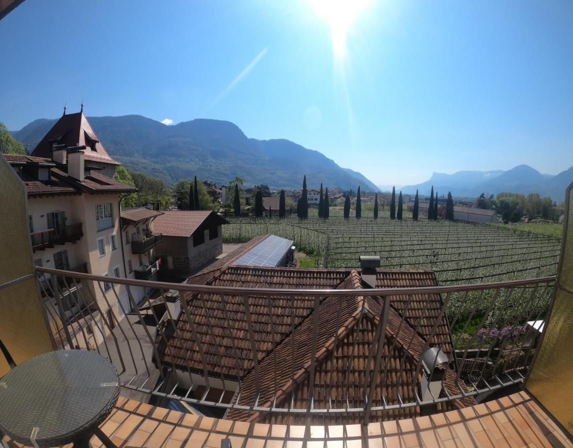 Albergo Alla Torre Siegler Im Thurm Merano Exterior foto